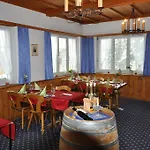 Kro Waldheim 3*
